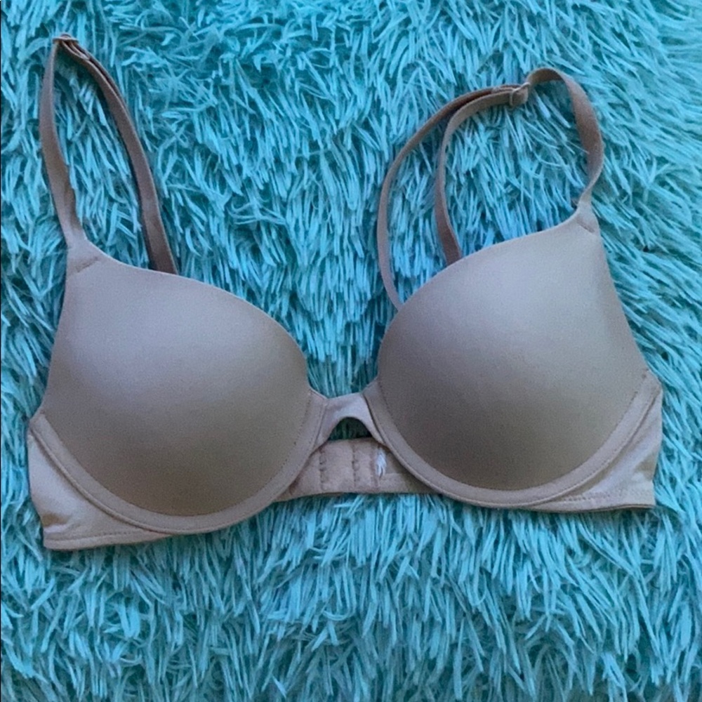 PINK BRA! Tan/nude color. Size 32A